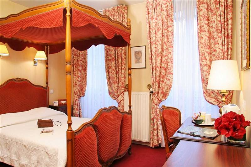 Le Lapin Blanc 4* Франция, Париж