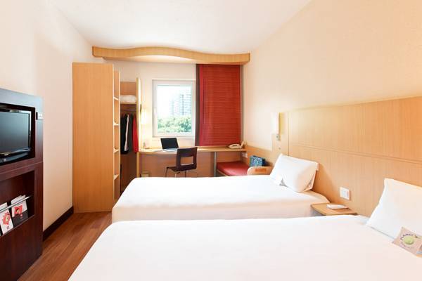 Ibis Guangzhou Huangshi 2* Китай, Гуанчжоу