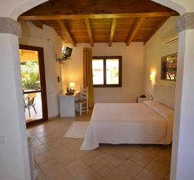 Limone Beach Resort в Сардинии