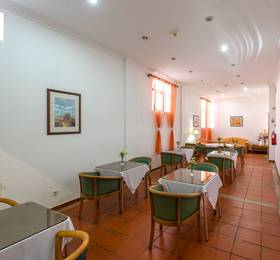 Hotel Residencial Colina do Mar в Алгарве