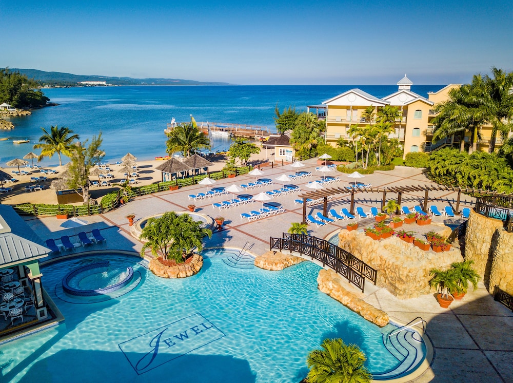Jewel Paradise Cove Beach Resort & Spa 5*