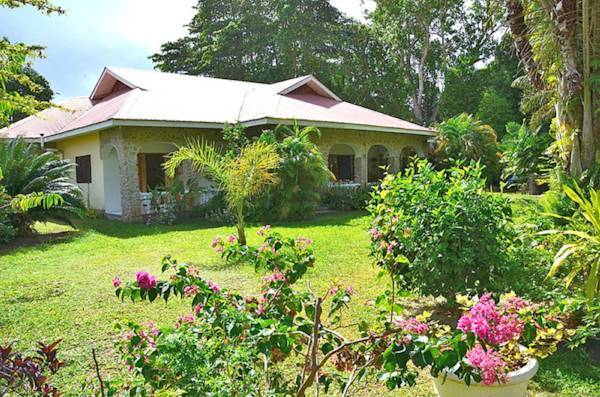 Villa Rafia Guesthouse, Anse Volbert 3* Сейшельские острова, о. Праслин