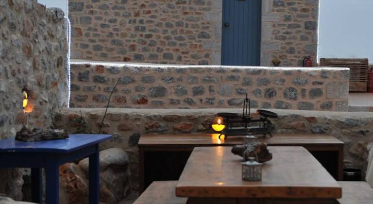 Pappoudiko Hotel