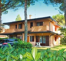 Ca Rossa Villa в Бибионе