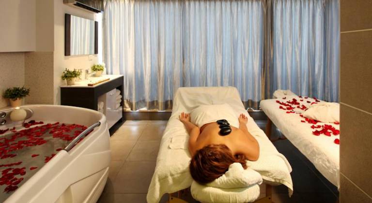 Rimonim Palm Beach Hotel