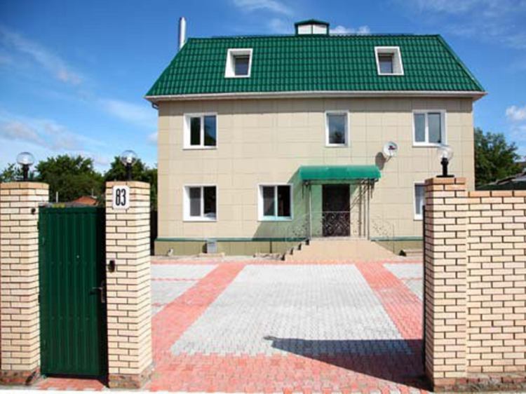 Gostinyi dvor Vizit