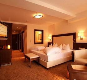 Drei Sonnen Hotel в Тироле