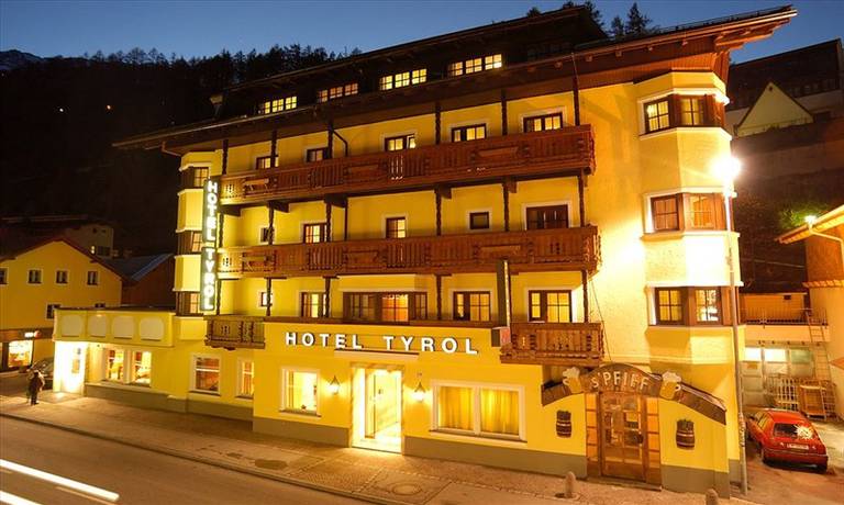 Tyrol Hotel