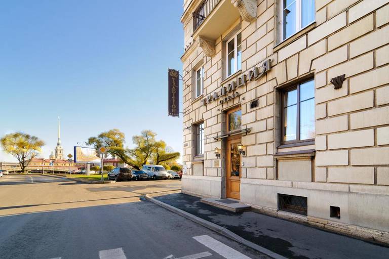 Tradition (Традиция) Hotel