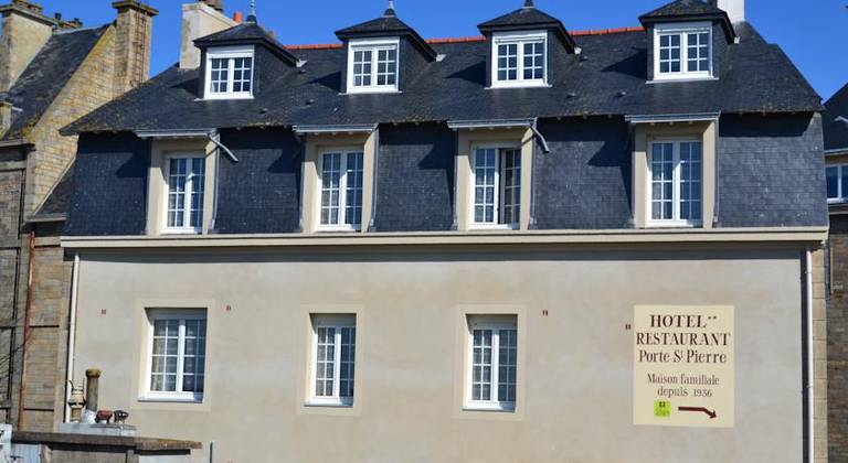 Hotel Restaurant De La Porte Saint-Pierre, Saint-Malo