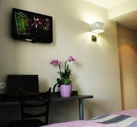 Отдых в Hotel Des Rosiers - Франция, Рен