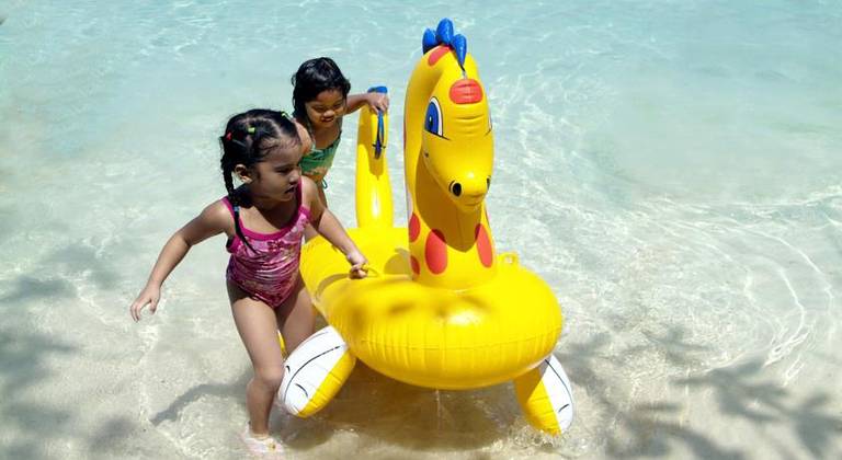 Paradise Island Park & Beach Resort