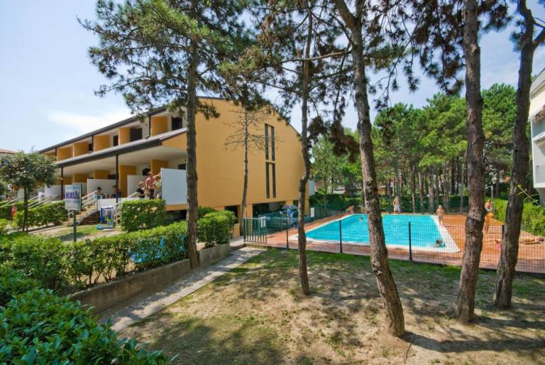 Residence Cinzia Pool