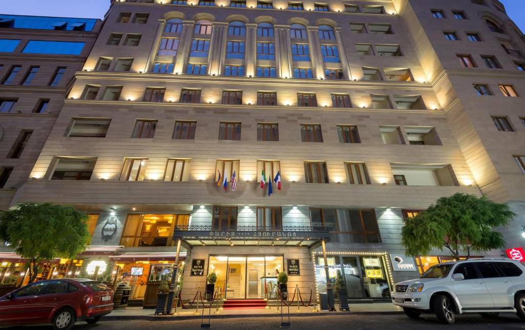 Paris Hotel 4*