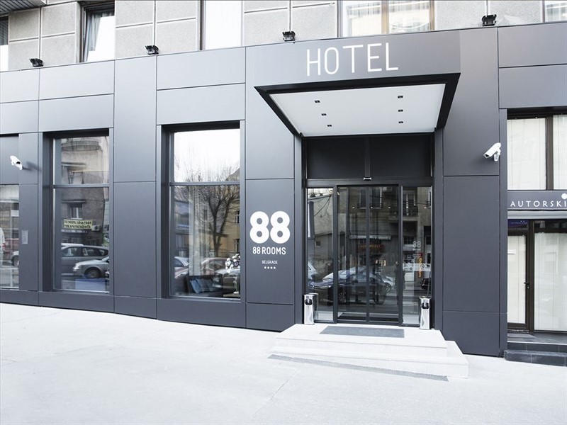 88 Rooms Hotel 4*