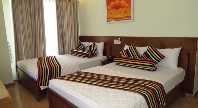Art Deluxe Hotel
