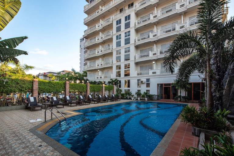 Diamond Ocean Resort