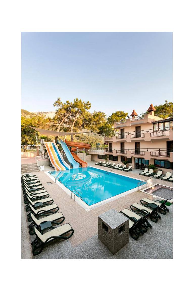 Aleria Belport Beach Hotel