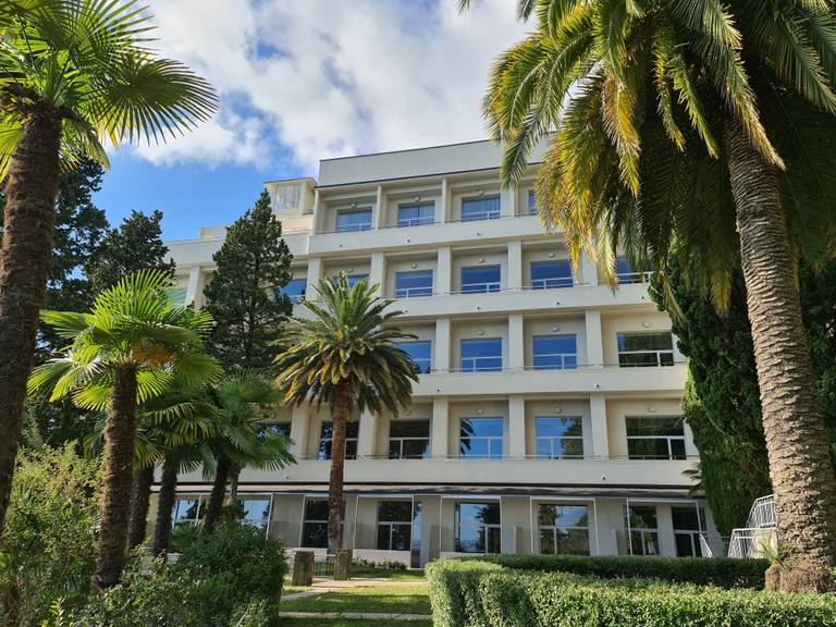 Garden Resort Gagra