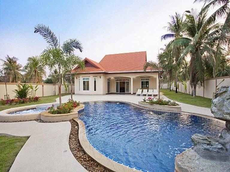 Chase 8 Villa 4bed
