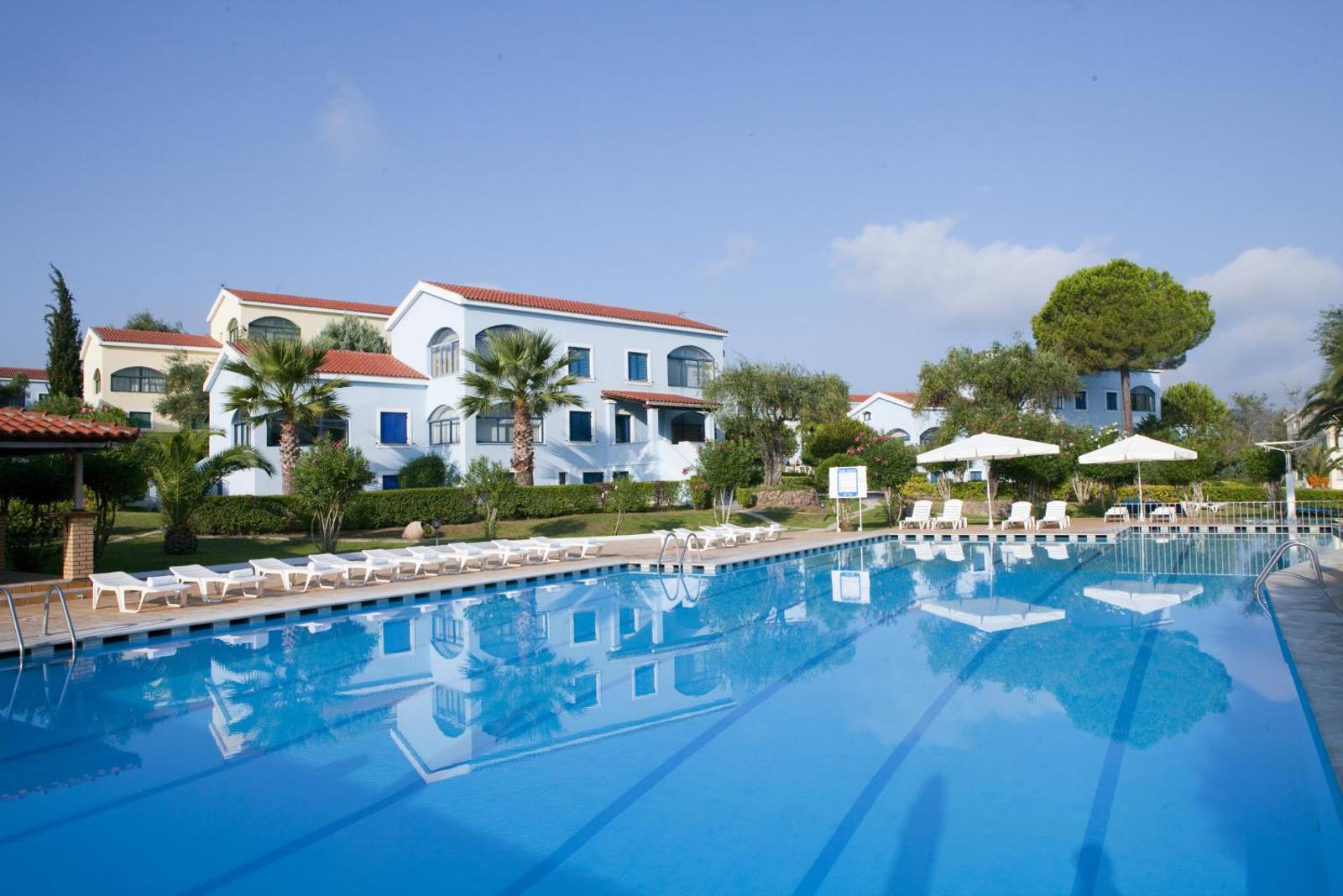 Govino Bay Corfu Hotel Apartments