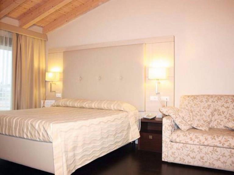 Porto Azzurro Hotel