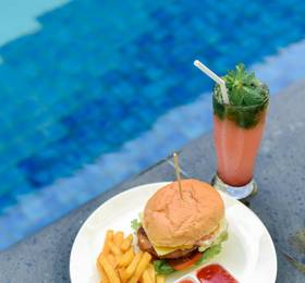 Solaris Hotel Kuta в Куте