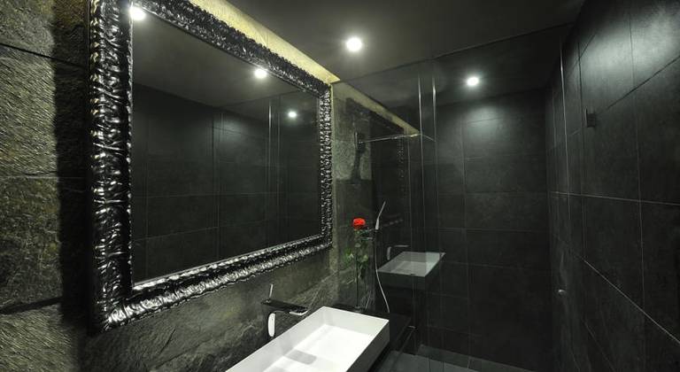 Bagues Hotel