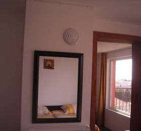 Adele House в Равде
