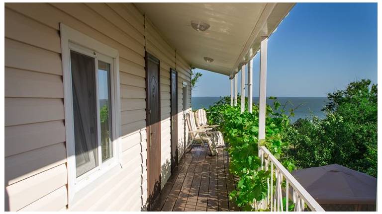 Sunny pension