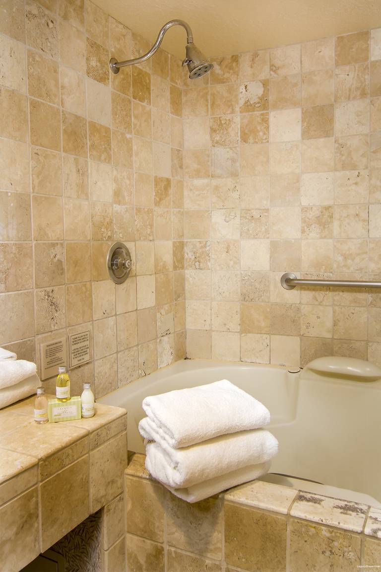 Best Western Plus Laguna Brisas Spa Hotel