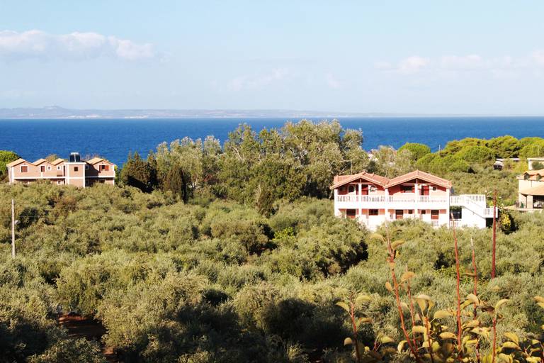 Arazzo Holiday Apartments