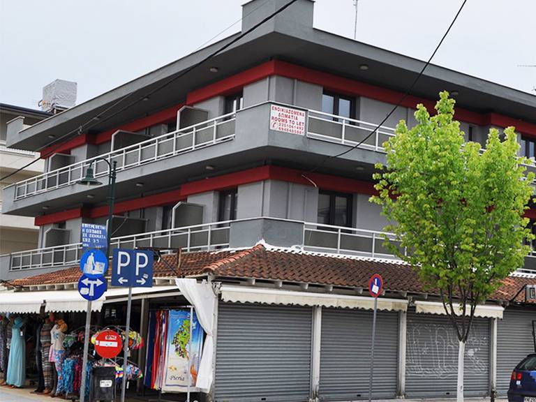 Marianna Apartments