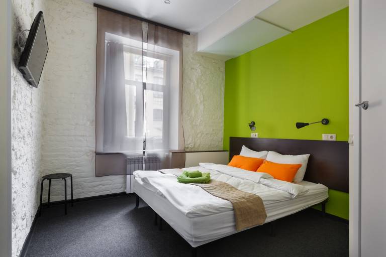 Station Hotel M19