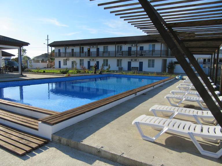 Serebryany Plyazh Hotel