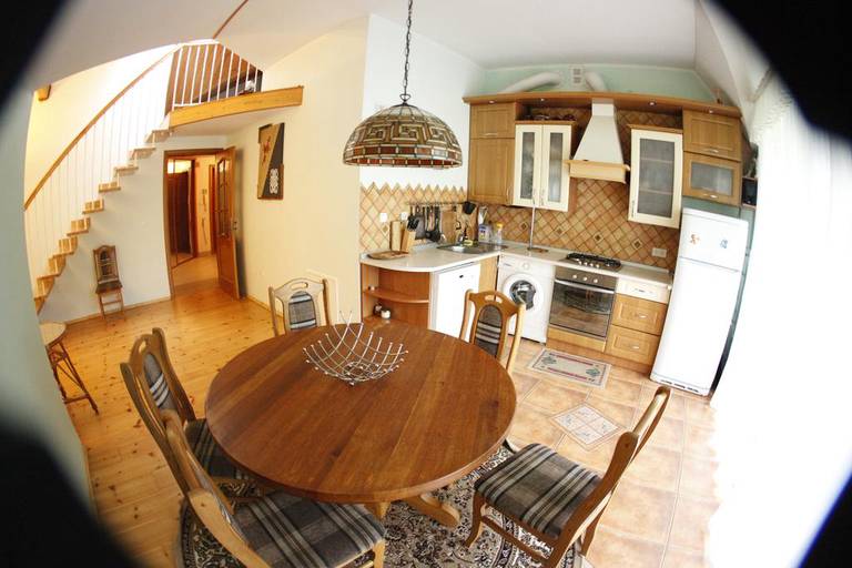 Apartment on Lenina 7a