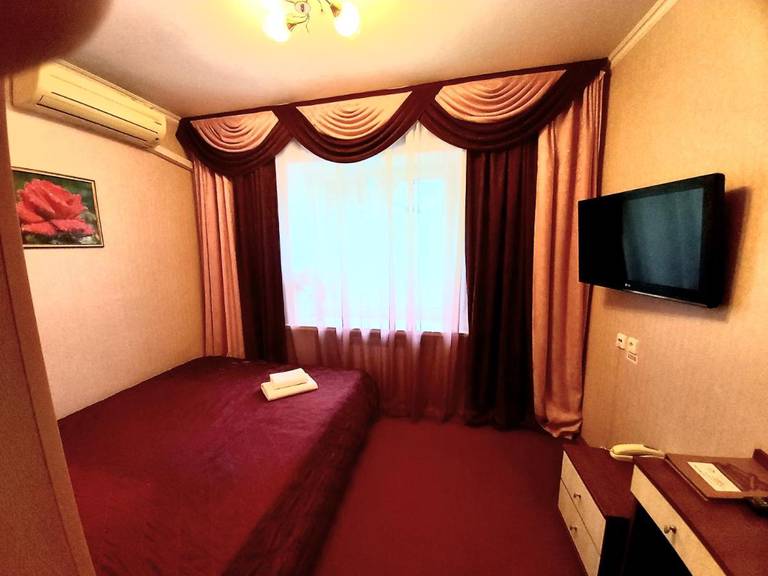 Domik v Samare Hotel