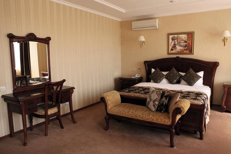 Hotel Kiev