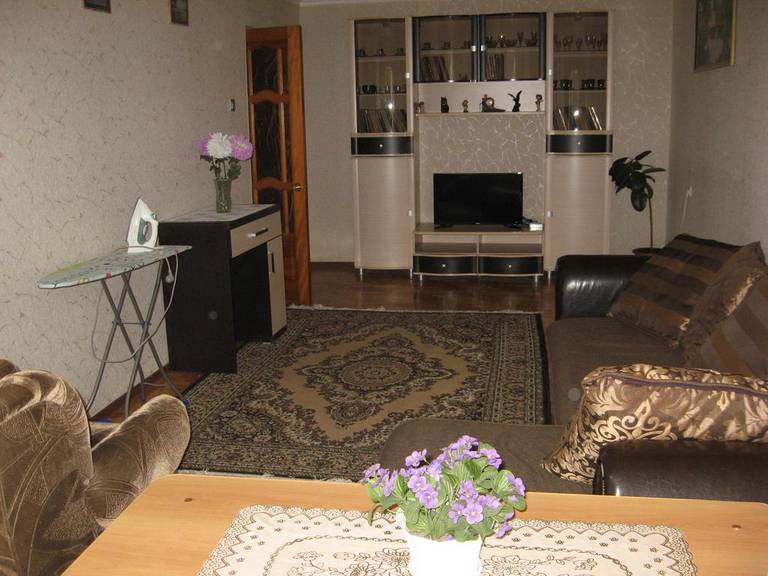 Apartment On Proskurina 41