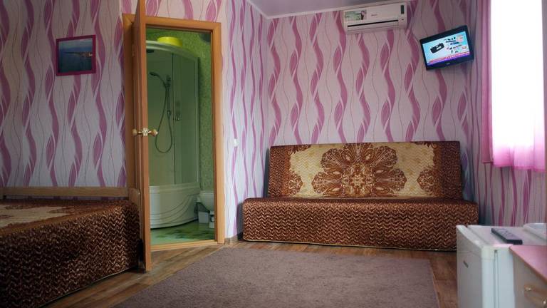 Na Rostovskoy 9 Guest House