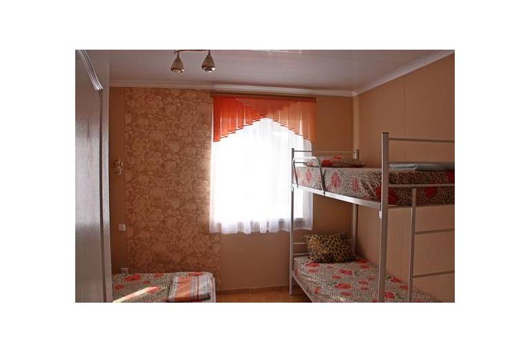 Viktoria Guest House