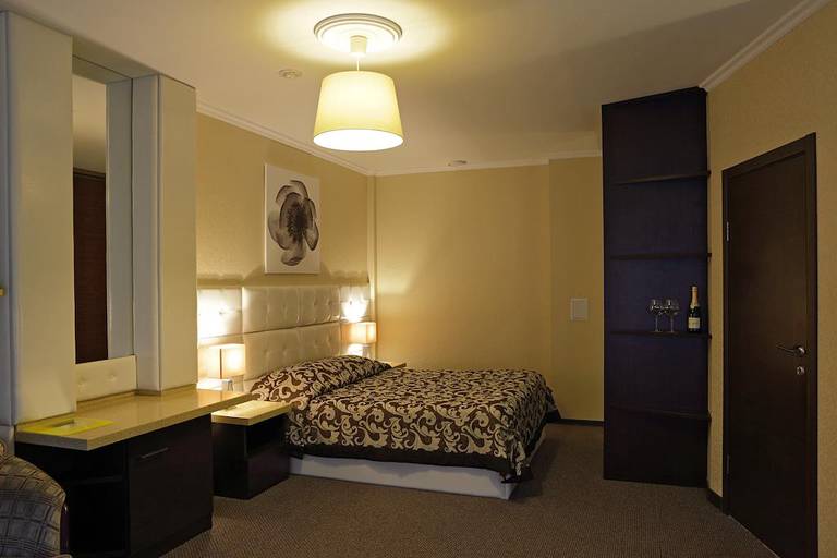 Loff Hotel