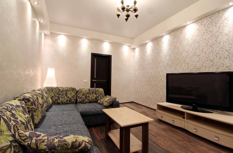 Apartments Hotel76 on Svobody 81