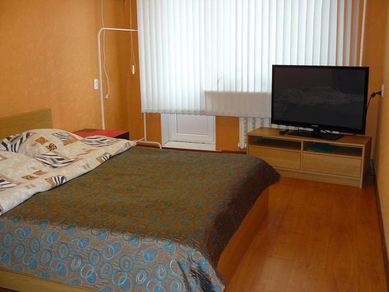 Zhukovskogo 3