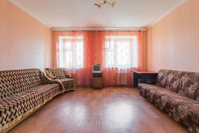 Apartments on Moiseeva 15