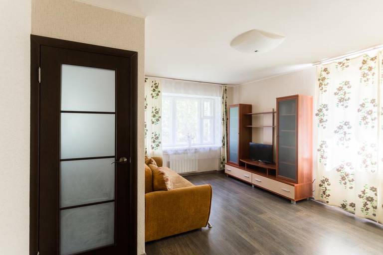 Apartments on Ogorodnyy pereulok 12