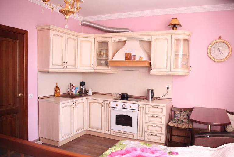 Apartment on Volgodonskaya 10