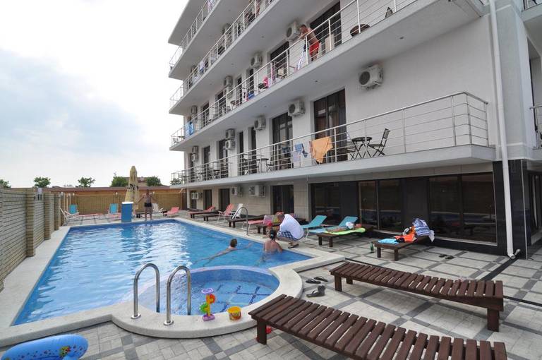 Omega Hotel
