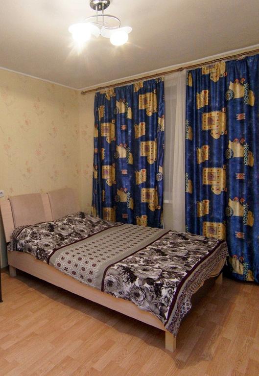 Kvartira Posutochno Na Mendeleeva 112
