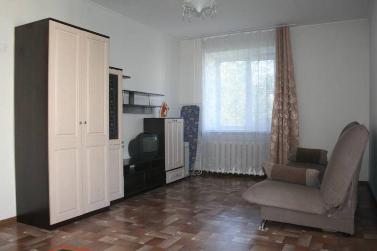 Apartments on Karpova 18